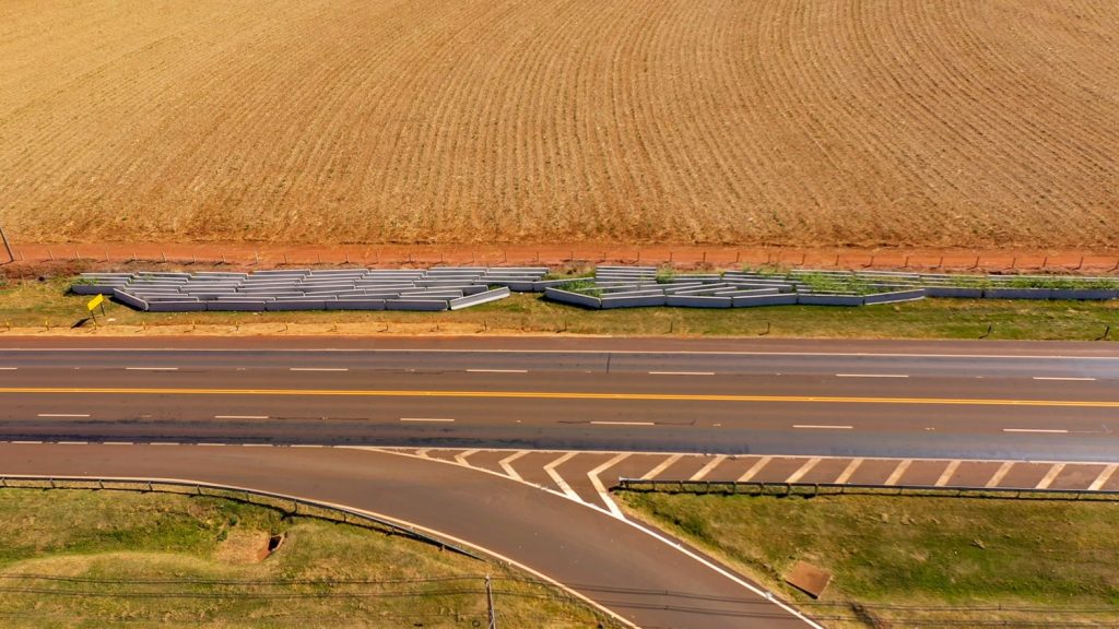 Foto: Barreira Segurvia em estrada